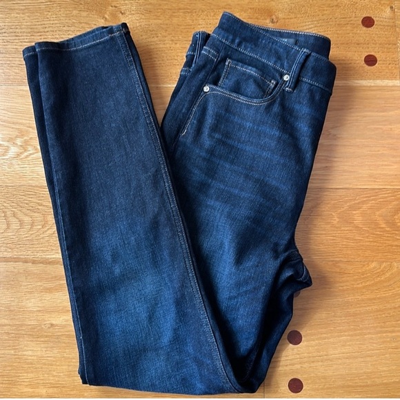 White House Black Market skinny jeans - Picture 5 of 8